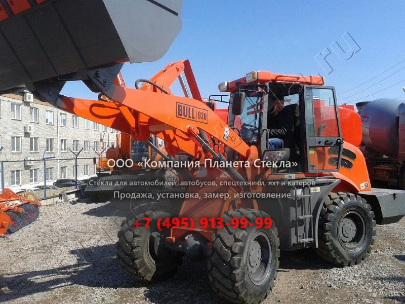 Стекло для Bull SL912 (Фронтальный погрузчик) Стекло для Bull SL912 (Фронтальный погрузчик)