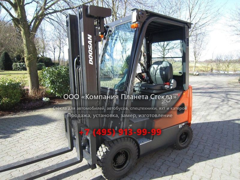 Стекло для Doosan D (Вилочный электропогрузчик) Стекло для Doosan D (Вилочный электропогрузчик)