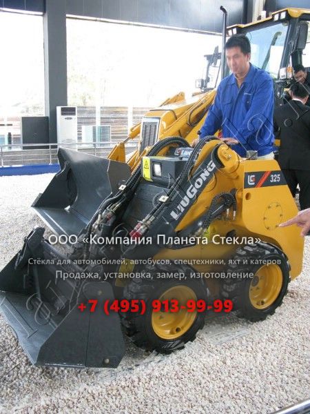 Стекло для LiuGong CLG 375 (Мини погрузчик) Стекло для LiuGong CLG 375 (Мини погрузчик)