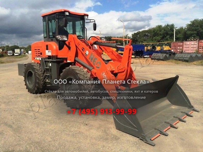 Стекло для Neo 300 (Фронтальный погрузчик)