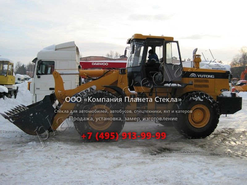 Стекло для Yutong 952A (Фронтальный погрузчик) Стекло для Yutong 952A (Фронтальный погрузчик)
