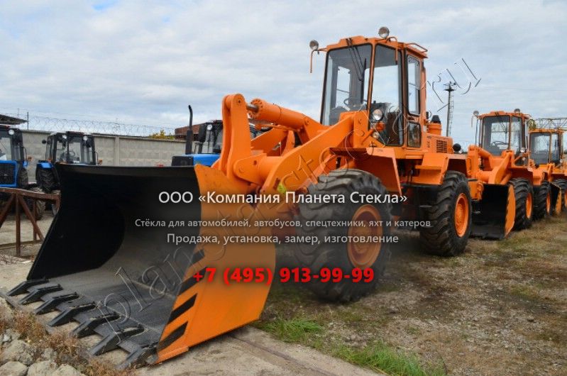 Стекло для Амкодор 352 (Фронтальный погрузчик) Стекло для Амкодор 352 (Фронтальный погрузчик)