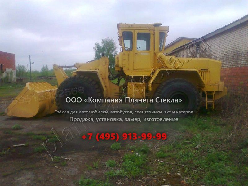 Стекло для Кировец К-702МА-ПК6 (Фронтальный погрузчик) Стекло для Кировец К-702МА-ПК6 (Фронтальный погрузчик)
