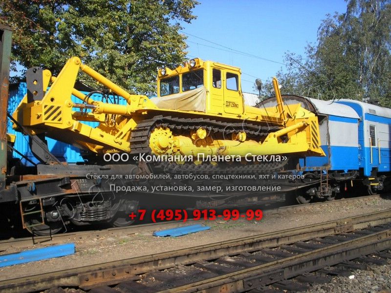 Стекло для ЧТЗ ДЭТ-250 (Гусеничный бульдозер) Стекло для ЧТЗ ДЭТ-250 (Гусеничный бульдозер)