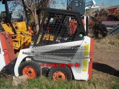 Стекло для колёсных мини-погрузчиков Bobcat 443B