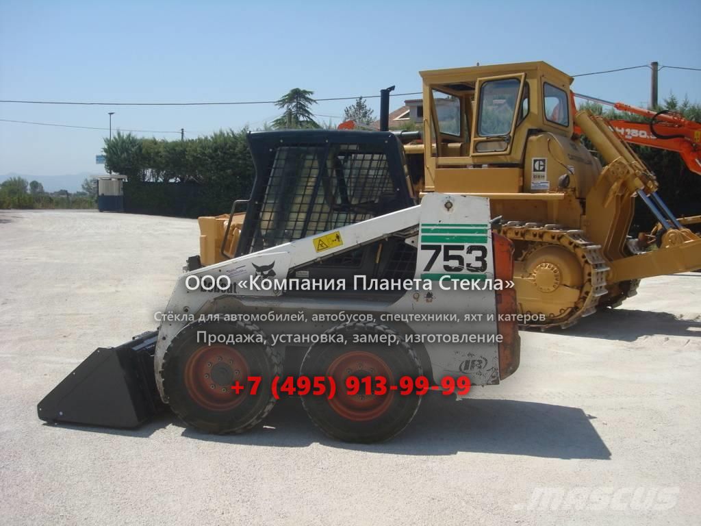 Стекло для колёсных мини-погрузчиков Bobcat 753F
