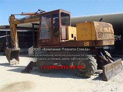 Стекло для колёсных экскаваторов Case 81 P