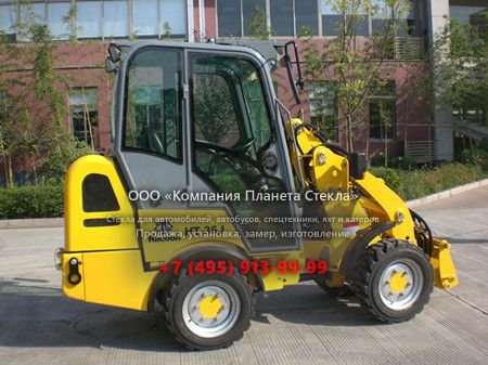Стекло для фронтальных мини-погрузчиков Hero Time HT35J