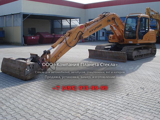 Стекло для гусеничных экскаваторов Hyundai R 130LCD