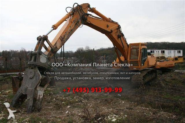 Стекло для гусеничных экскаваторов Hyundai ROBEX 4500 LC-3