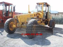 Стекло для грейдеров John Deere 670A