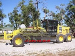 Стекло для грейдеров Komatsu GD655-3C