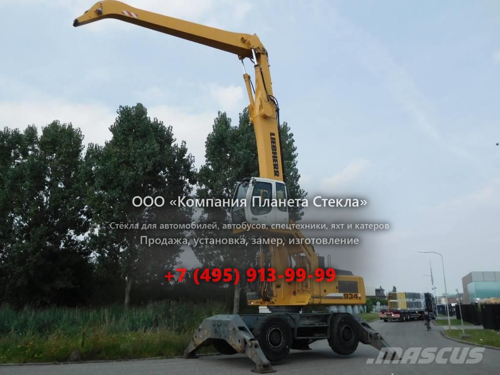 Стекло для колёсных экскаваторов Liebherr A 934 Litronic