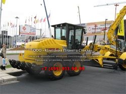 Стекло для грейдеров New Holland F156.6A