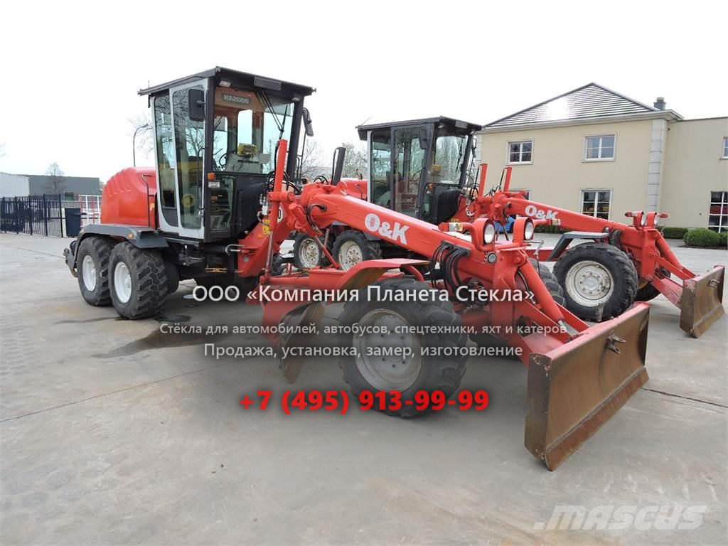 Стекло для грейдеров O&K F106