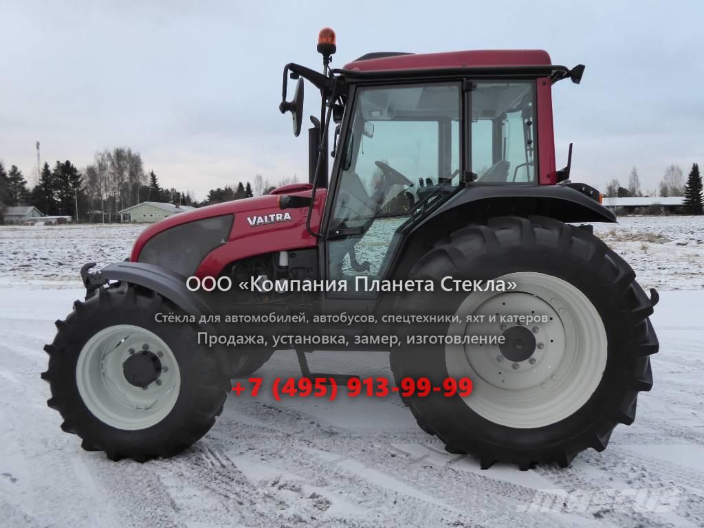 Стекло для тракторов Valtra A93 HiTech