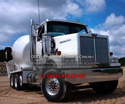 Стекло для тягачи седельных Western Star 4800 SF