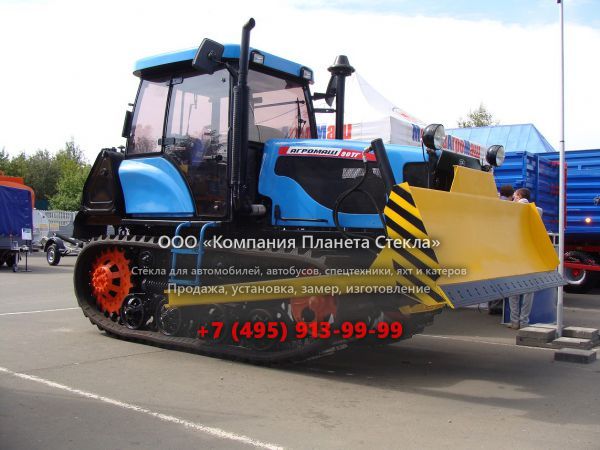 Стекло для тракторов АГРОМАШ 90ТГ
