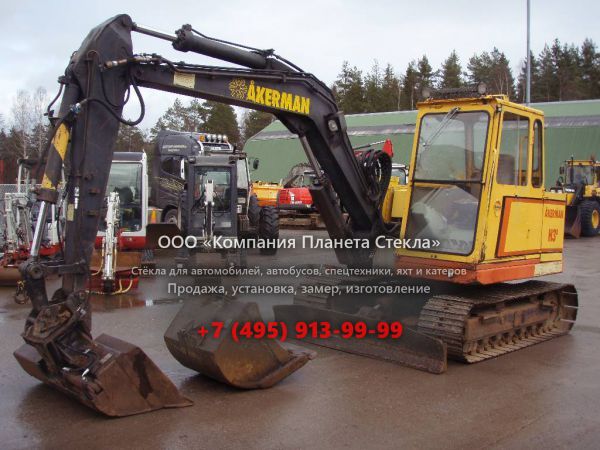 Стекло для гусеничных экскаваторов Akerman H3