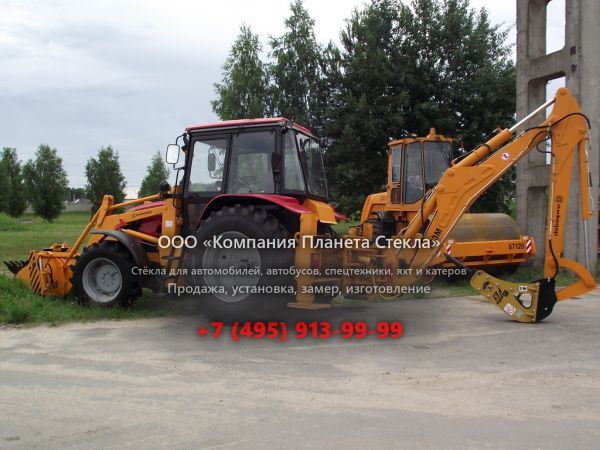 Стекло для экскаваторов-погрузчиков Амкодор 703М