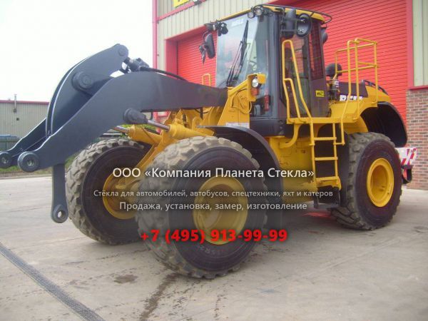 Стекло для колёсных погрузчиков Bell L2106E