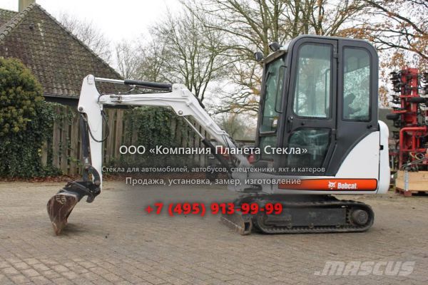 Стекло для гусеничных мини-экскаваторов Bobcat 320G