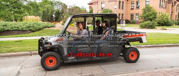 Стекло для универсальных машин Bobcat 3400XL
