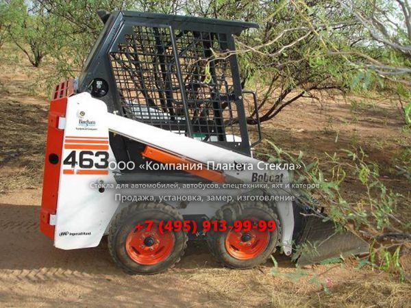 Стекло для колёсных мини-погрузчиков Bobcat 463F