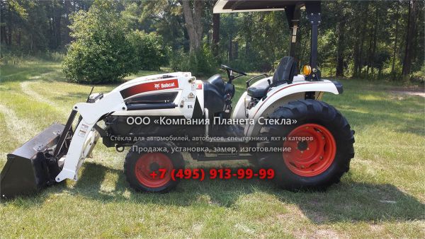 Стекло для тракторов Bobcat CT450