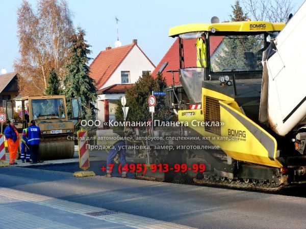 Стекло для гусеничных асфальтоукладчиков Bomag BF 691 C HSG