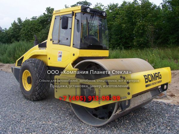 Стекло для грунтовых катков Bomag BW 213 D-40