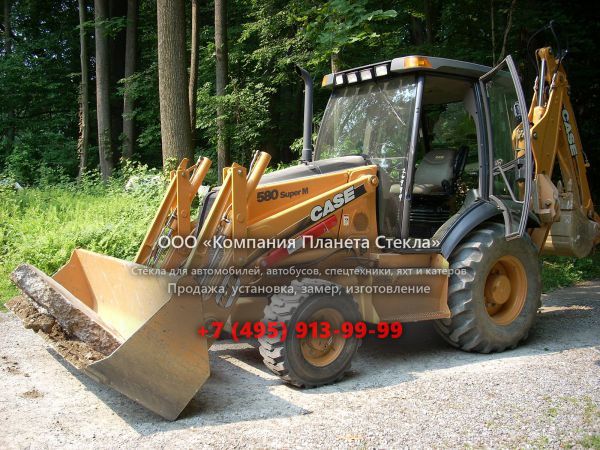 Стекло для экскаваторов-погрузчиков Case 580 Super M 2WD