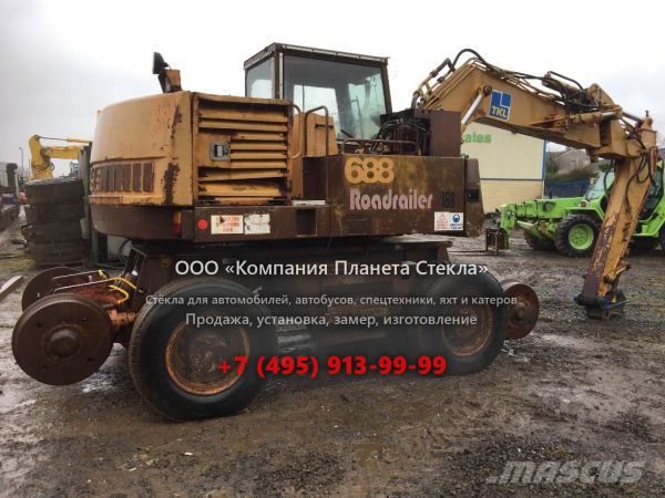 Стекло для колёсных экскаваторов Case 688