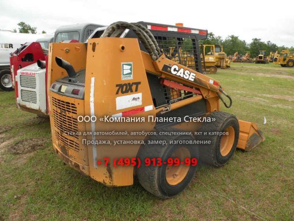 Стекло для мини-погрузчиков с бортовым поворотом Case 70XT