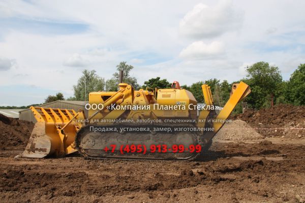 Стекло для колёсных погрузчиков Caterpillar 983