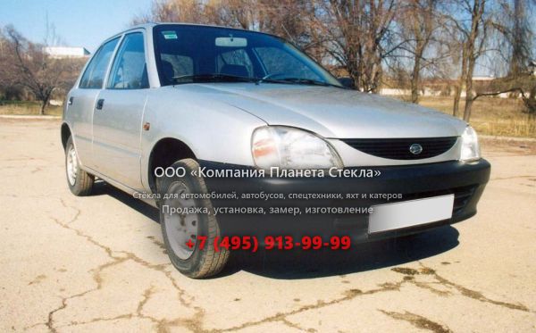 Стекло для Daihatsu Charade седан 1996 - 2000, 4 поколение [рестайлинг]