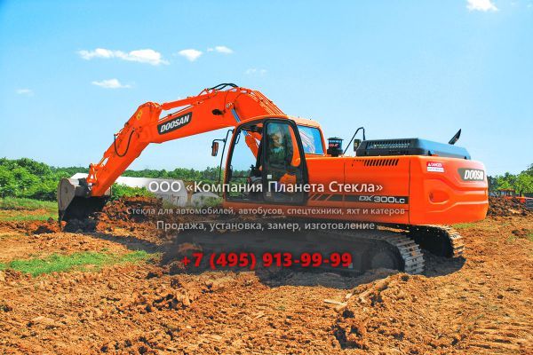 Стекло для гусеничных экскаваторов Doosan DX300