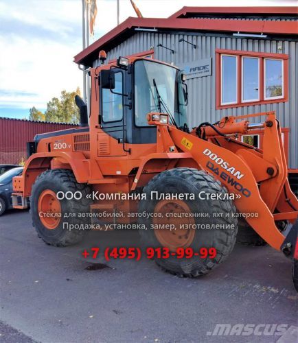 Стекло для колёсных погрузчиков Doosan Mega 160TC