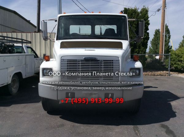 Стекло для тягачи седельных Freightliner FL70-CFE
