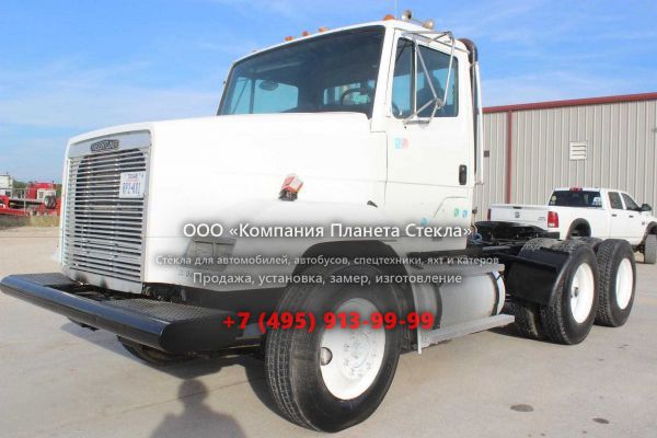 Стекло для тягачи седельных Freightliner FLC112SD