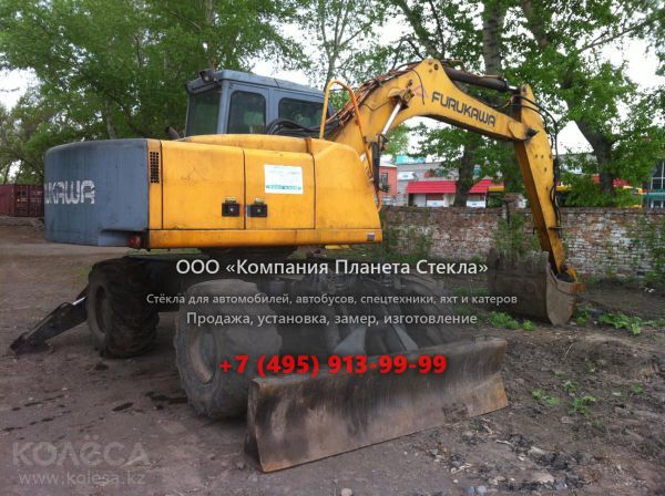 Стекло для колёсных погрузчиков Furukawa FL460