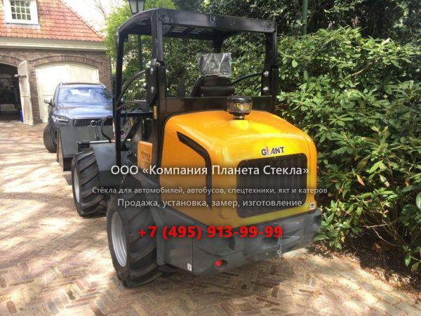 Стекло для фронтальных мини-погрузчиков GiANT V4501 T