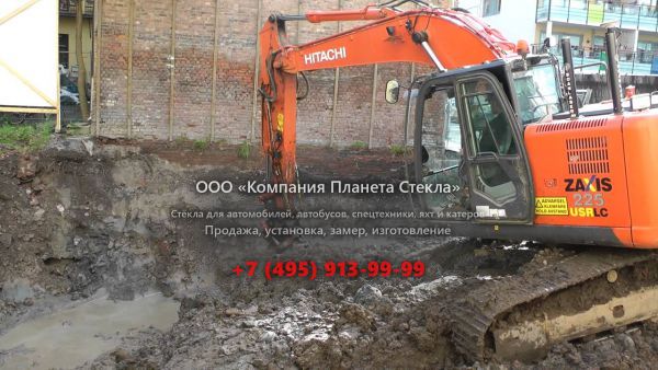 Стекло для гусеничных экскаваторов Hitachi ZAXIS 225USRLC