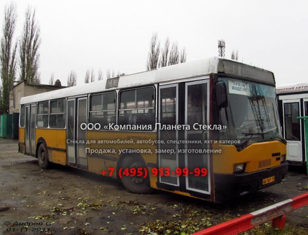 Стекло для городской автобус Ikarus 415.08