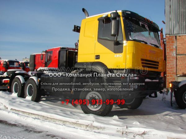 Стекло для тягачи седельных Iveco Trakker AT720T42TH