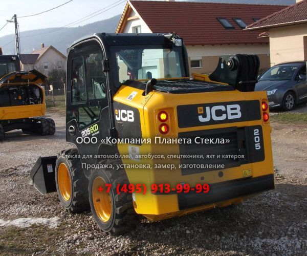 Стекло для мини-погрузчиков с бортовым поворотом JCB 205