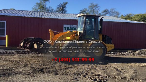 Стекло для фронтальных погрузчиков JCB 407B