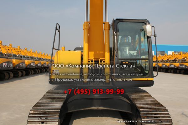 Стекло для гусеничных экскаваторов JCM 913B