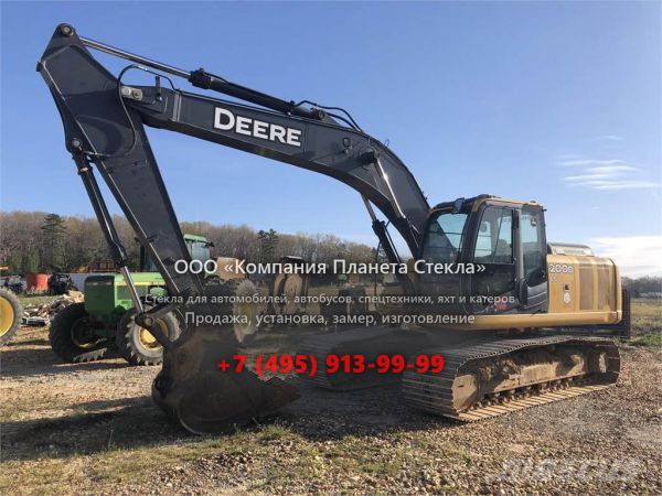 Стекло для гусеничных экскаваторов John Deere 200D LC