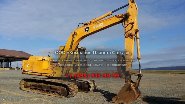 Стекло для гусеничных экскаваторов John Deere 490D